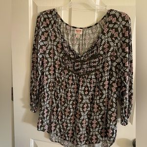Dark green, pink and white design top . size large . New